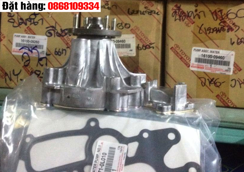 Bơm nước fortuner