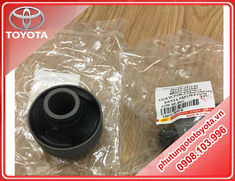 Cao su càng a Toyota Yaris 2013-2020