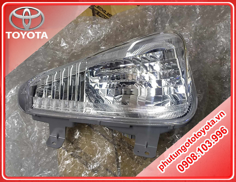 Đèn cản Toyota Camry Hybrid (15-19) - Innova (16-22)
