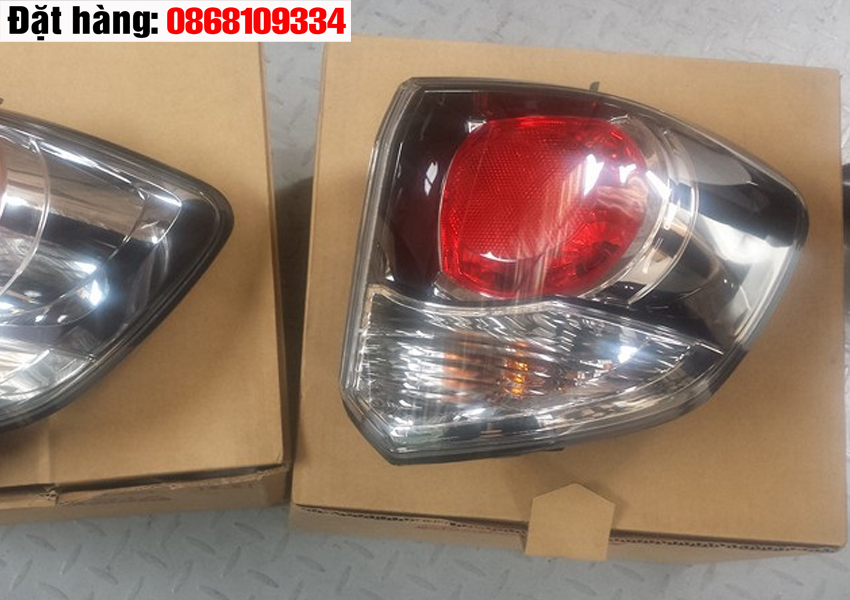 Đèn hậu fortuner 2015