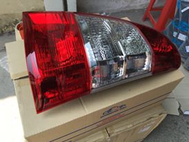 Đèn hậu innova