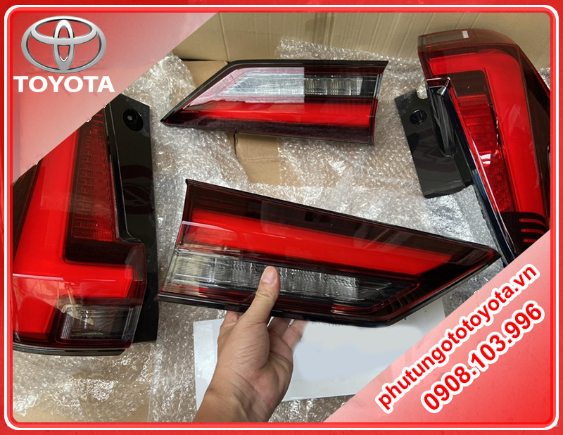 Đèn hậu Mitsubishi Xpander 2022-2023