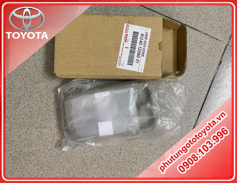 Đèn trần sau Toyota Innova