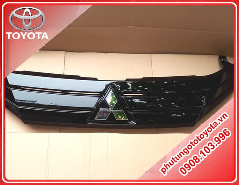 Mặt calang Mitsubishi Xpander