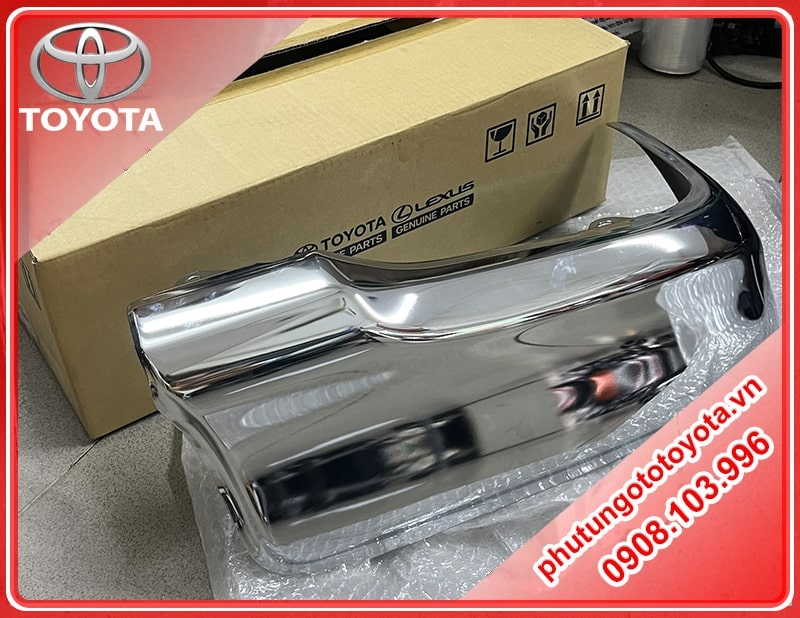 Ốp Cản sau Toyota Hilux 2016