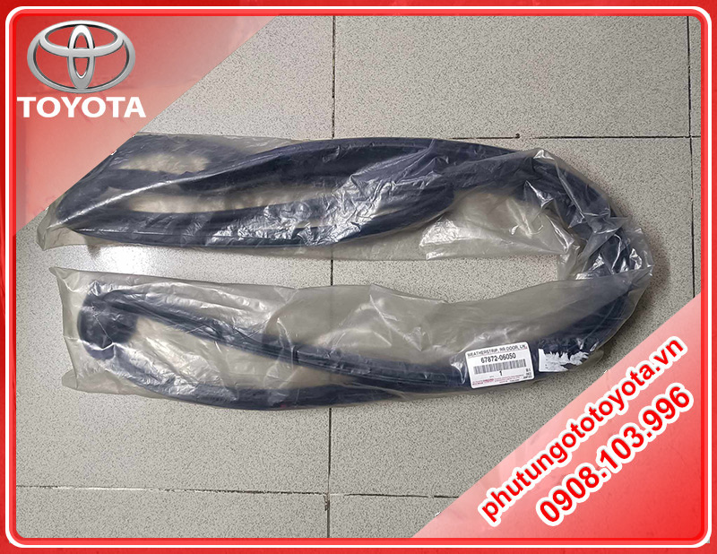 Ron cánh cửa sau Toyota Camry 2006-2012