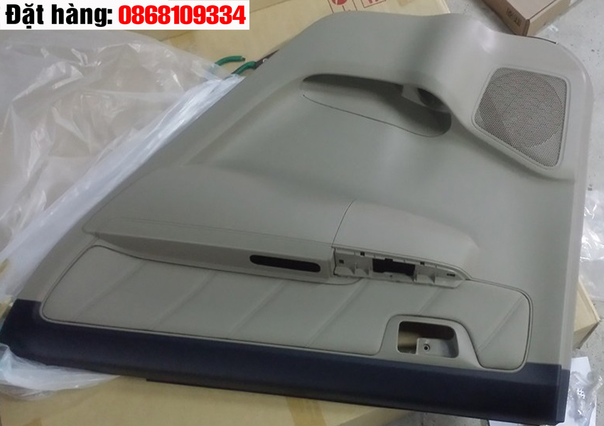 Tappi cửa fortuner 2015
