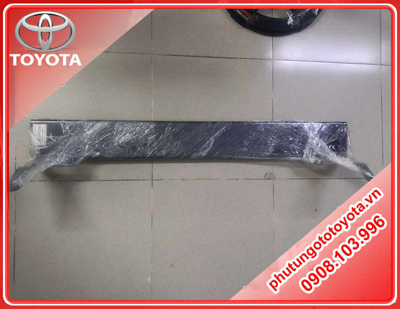 Xương cản trước Toyota Fortuner 2009-2016
